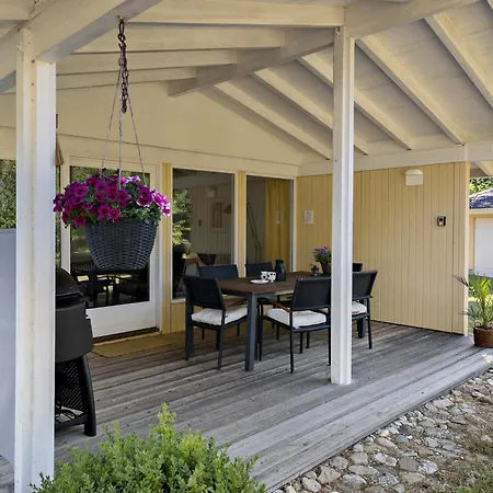 Lovely In With Sauna Martofte