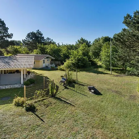 Holiday home Pet Friendly In With Sauna